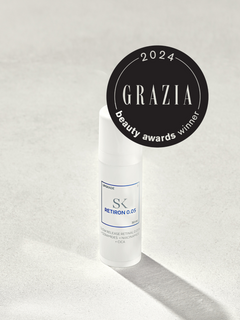 Skintegra Retiron 0.05 sa 0.05% retinala, ceramidima, niacinamidom i cicom u bočici sa Grazia nagradom